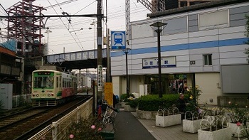 町屋という名の地下鉄・京成・都電が交わるカオスな町